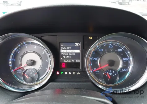 2016 Chrysler Town & Country Touring из США, поврежденный, VIN 2C4RC1BG2GR295665